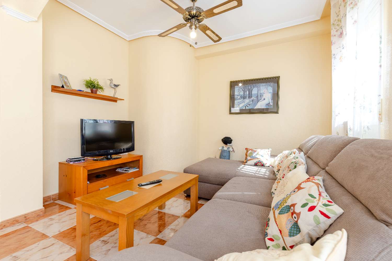 Spacious South Facing Semi- Detached Villa in Lomas de Cabo Roig.