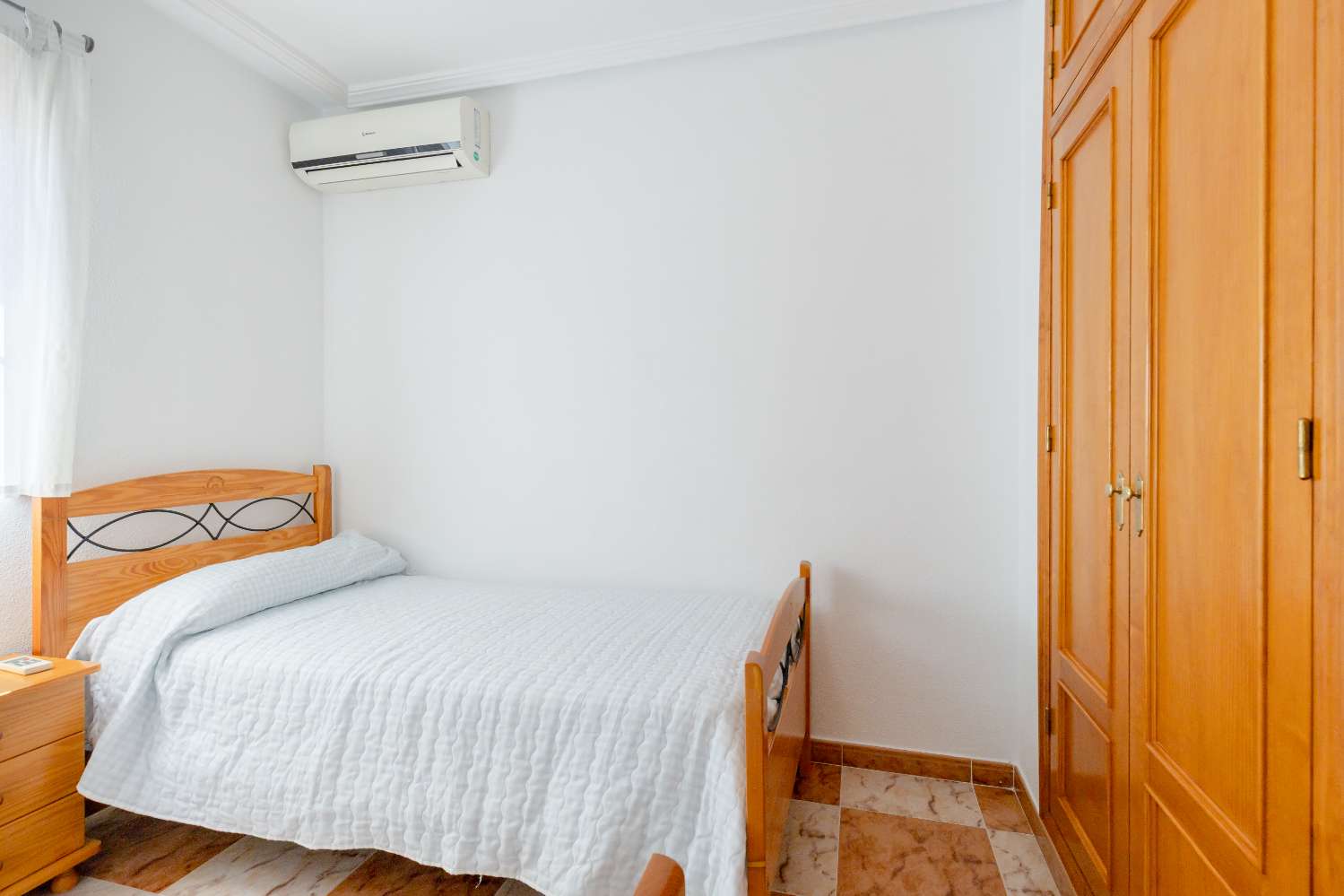Spacious South Facing Semi- Detached Villa in Lomas de Cabo Roig.