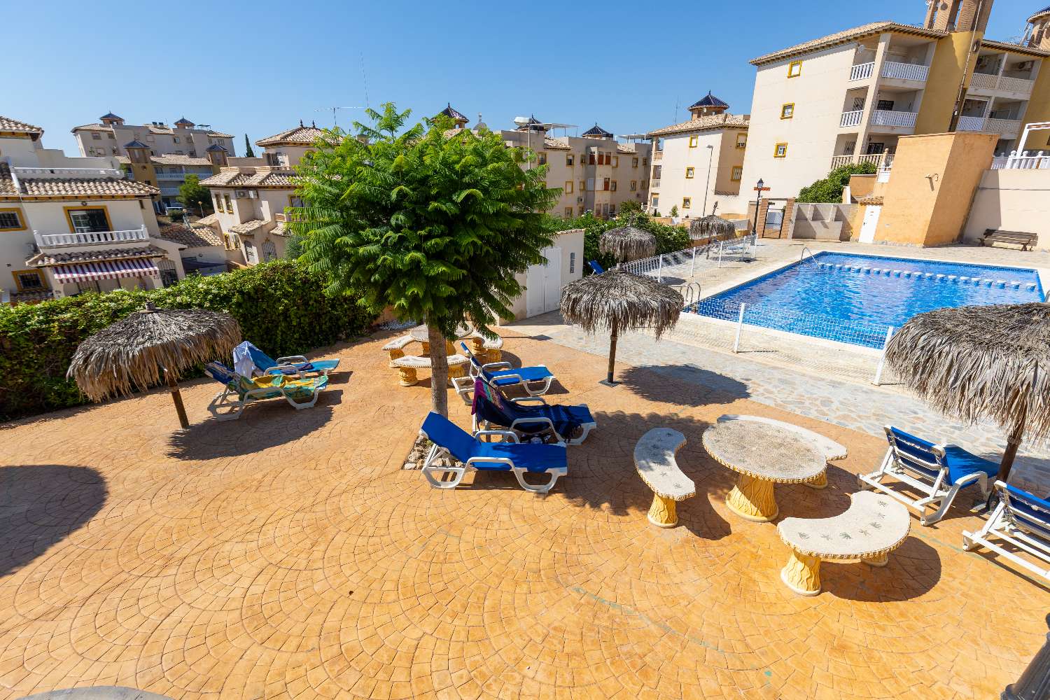 Spacious South Facing Semi- Detached Villa in Lomas de Cabo Roig.