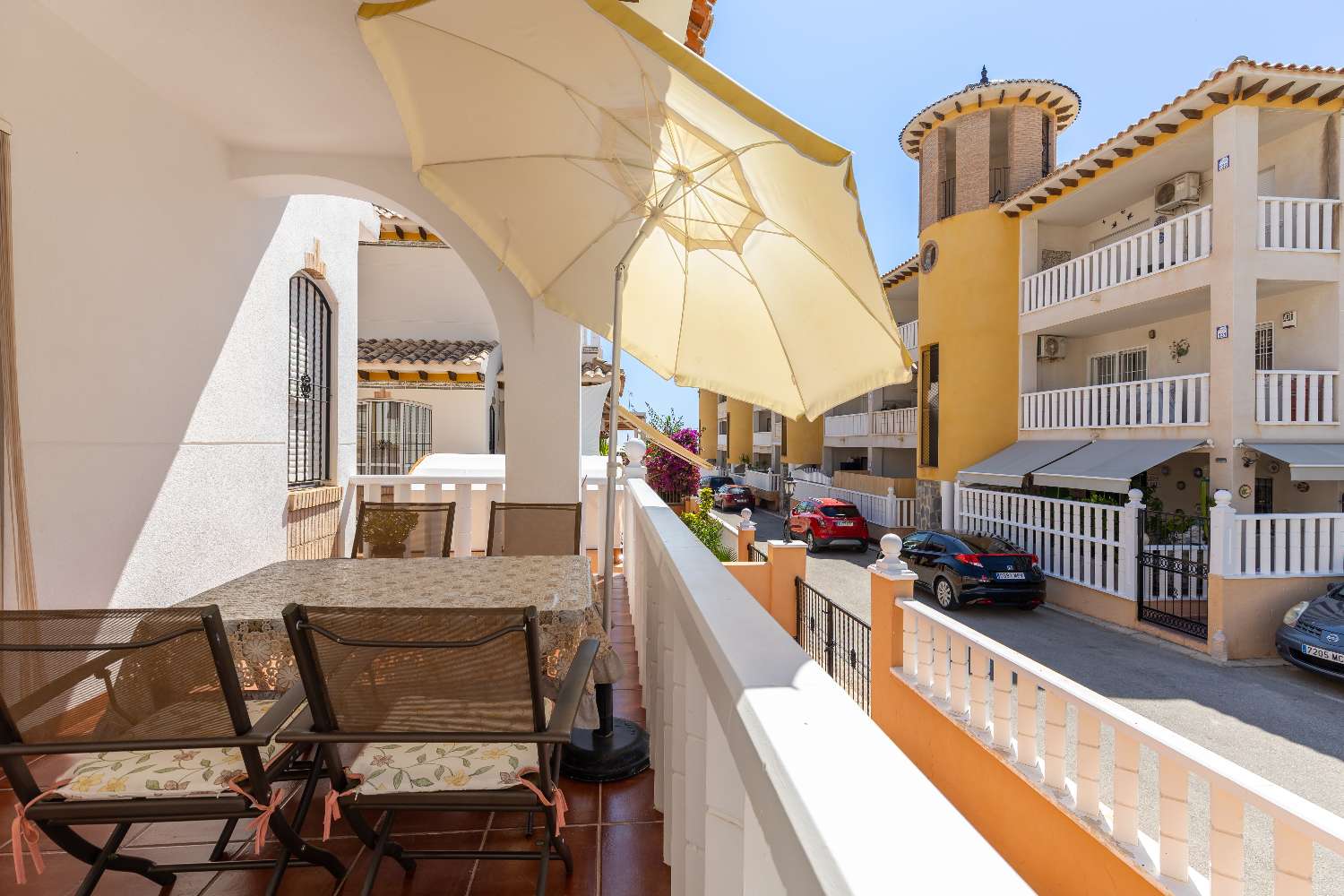 Spacious South Facing Semi- Detached Villa in Lomas de Cabo Roig.
