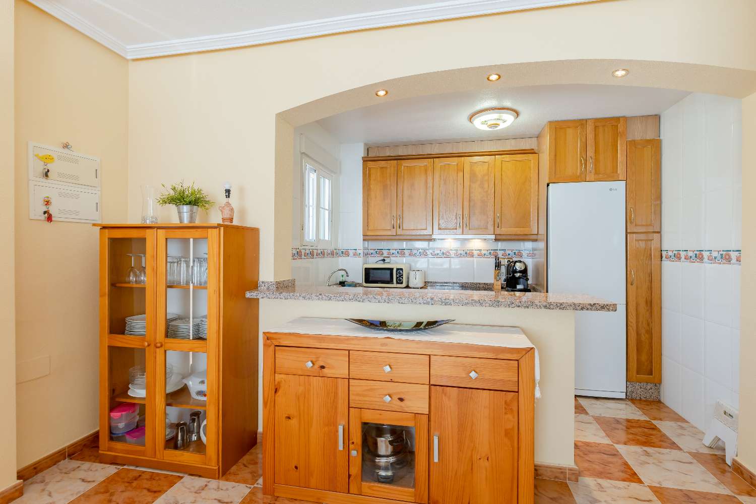 Spacious South Facing Semi- Detached Villa in Lomas de Cabo Roig.