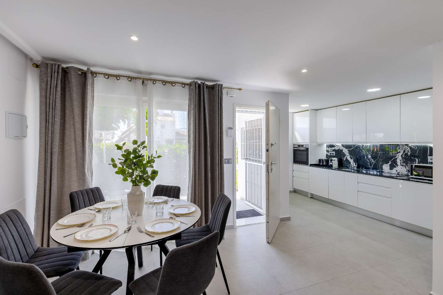 Superb bangalow villmartin