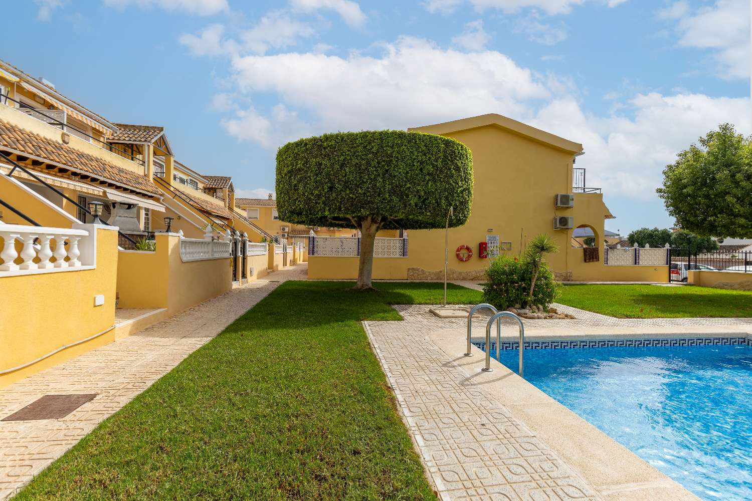 Charming Ground Floor Apartment – Lomas Del Golf