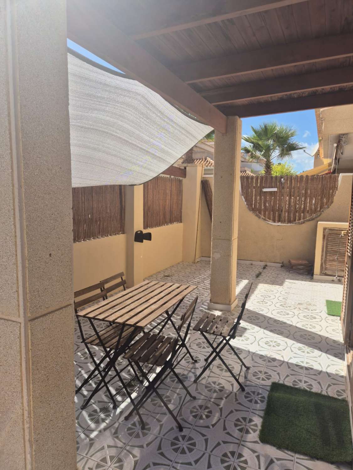 Prachtige bungalow op de begane grond van Playa Flamenca