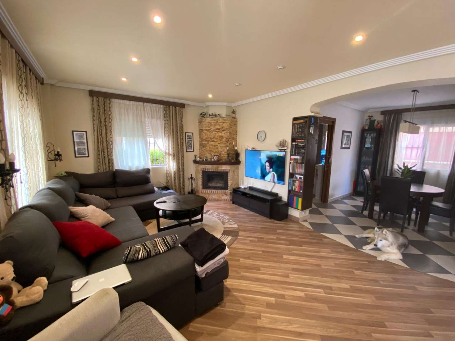 Magnificent independent house Los Altos