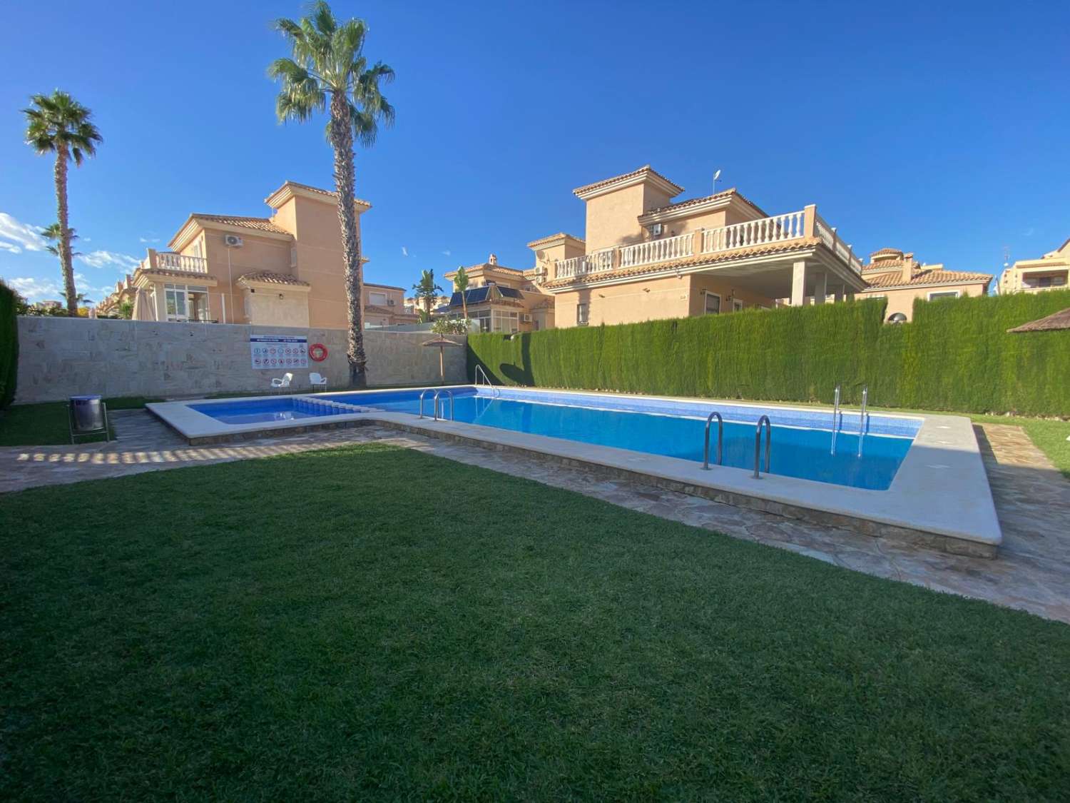 Magnificent independent house Los Altos
