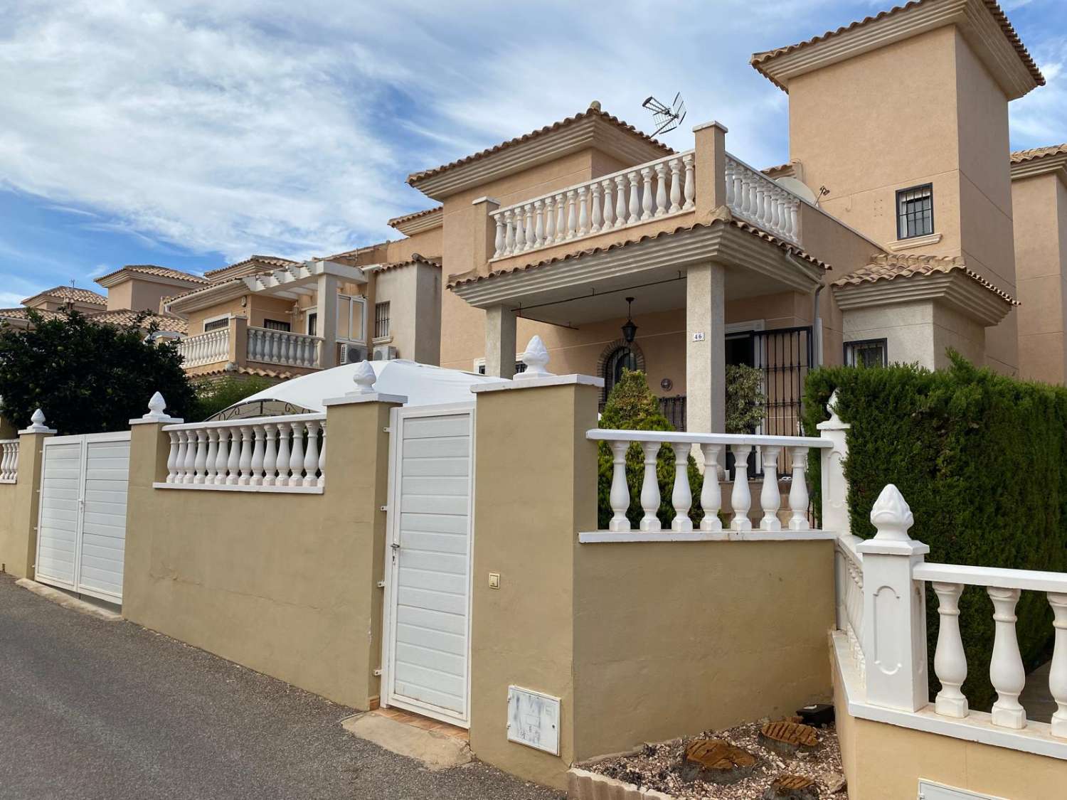 Magnificent independent house Los Altos