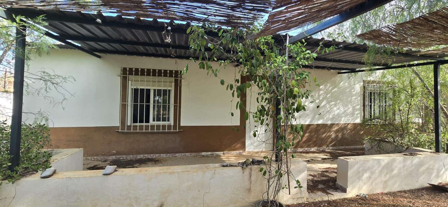 Country Property for sale in Los Montesinos