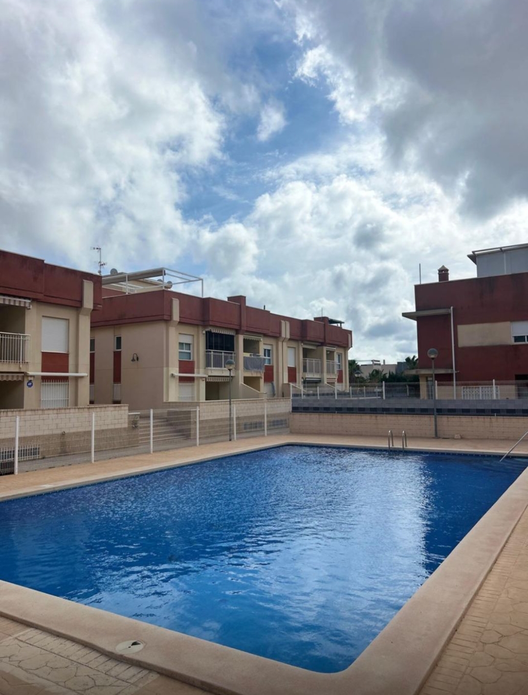 Apartamentos disponible  desde 01 dormitorio ,la lomas de cabo roig
