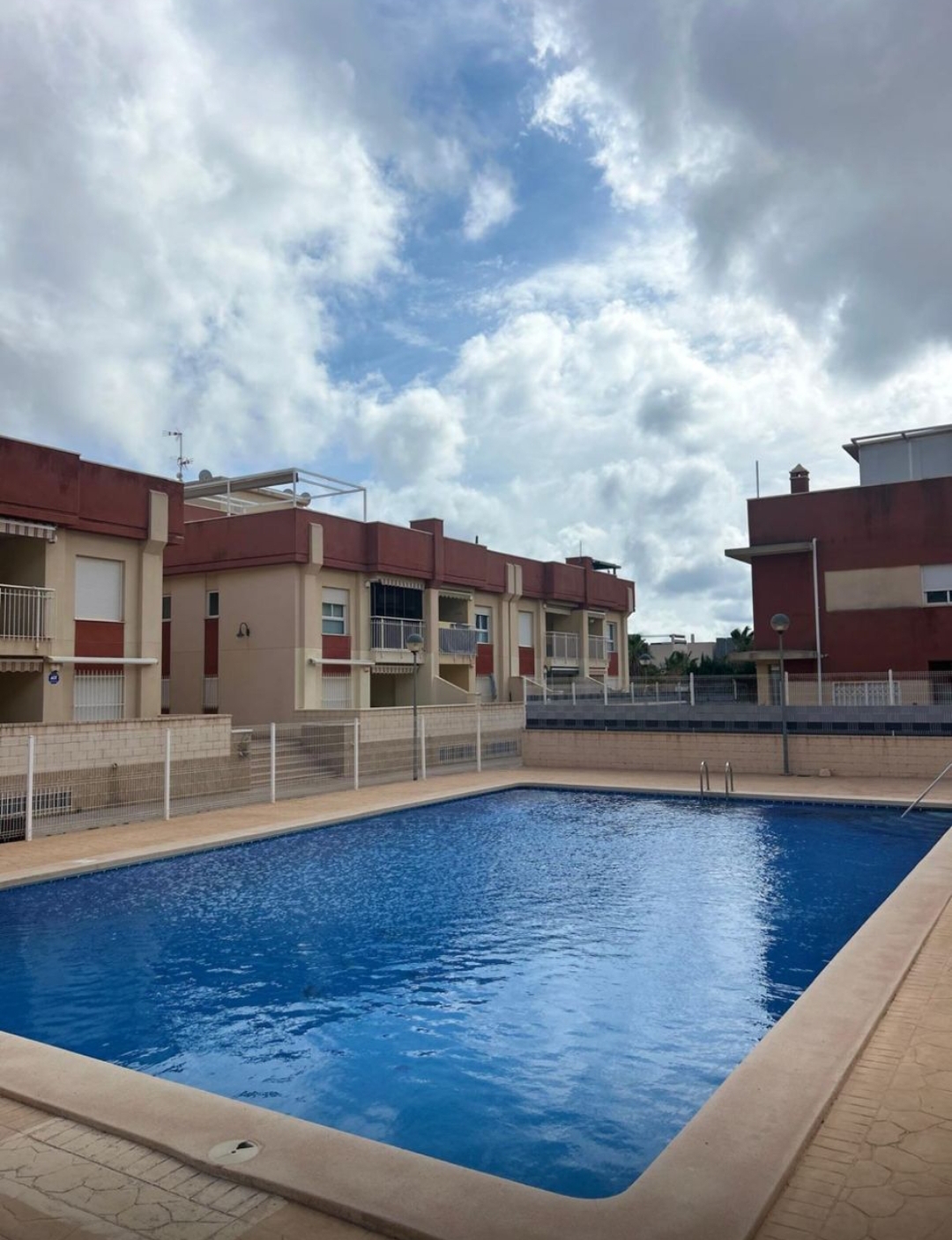 Apartamentos disponible  desde 01 dormitorio ,la lomas de cabo roig
