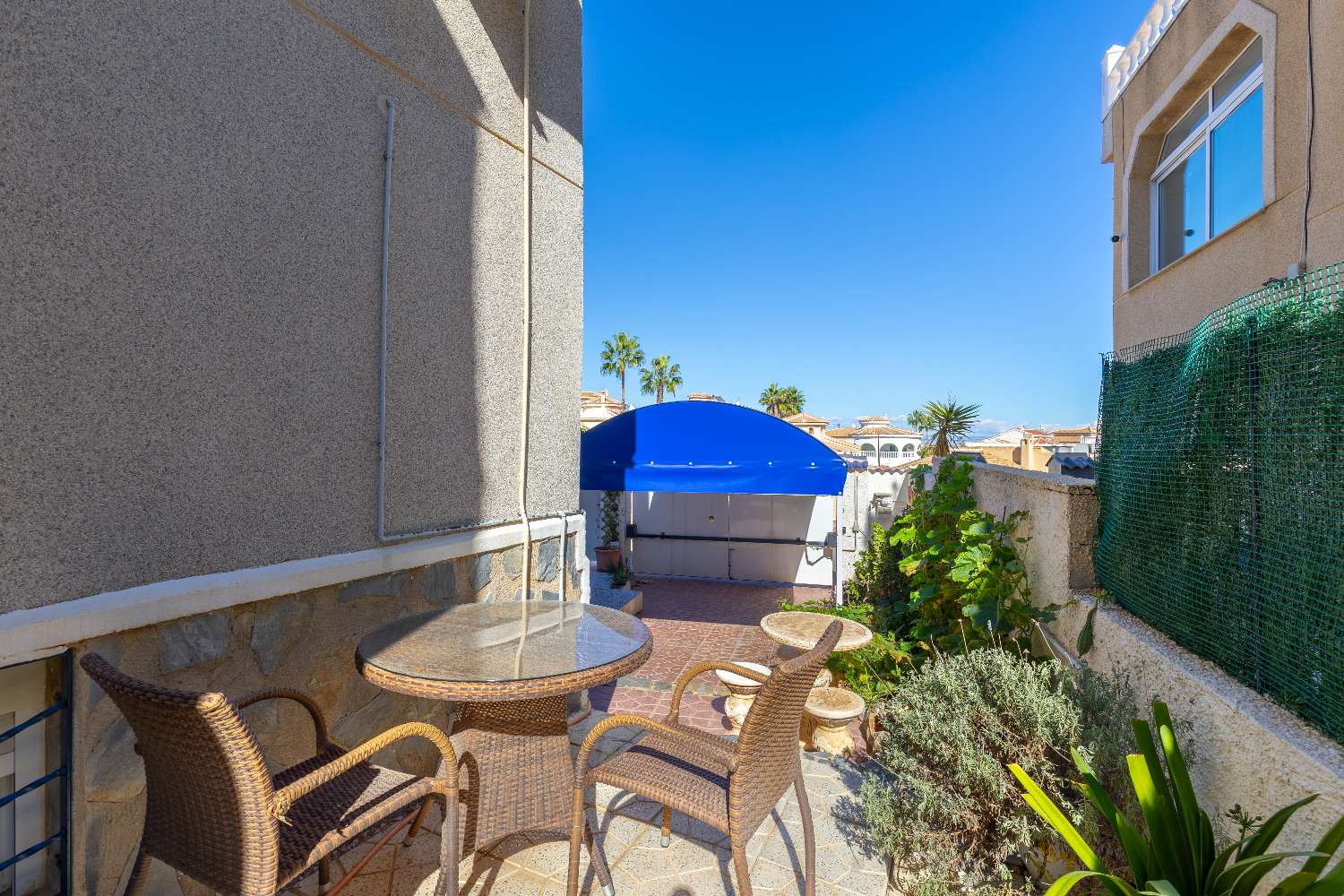 Charming detached house in Quesada with a separate apartment