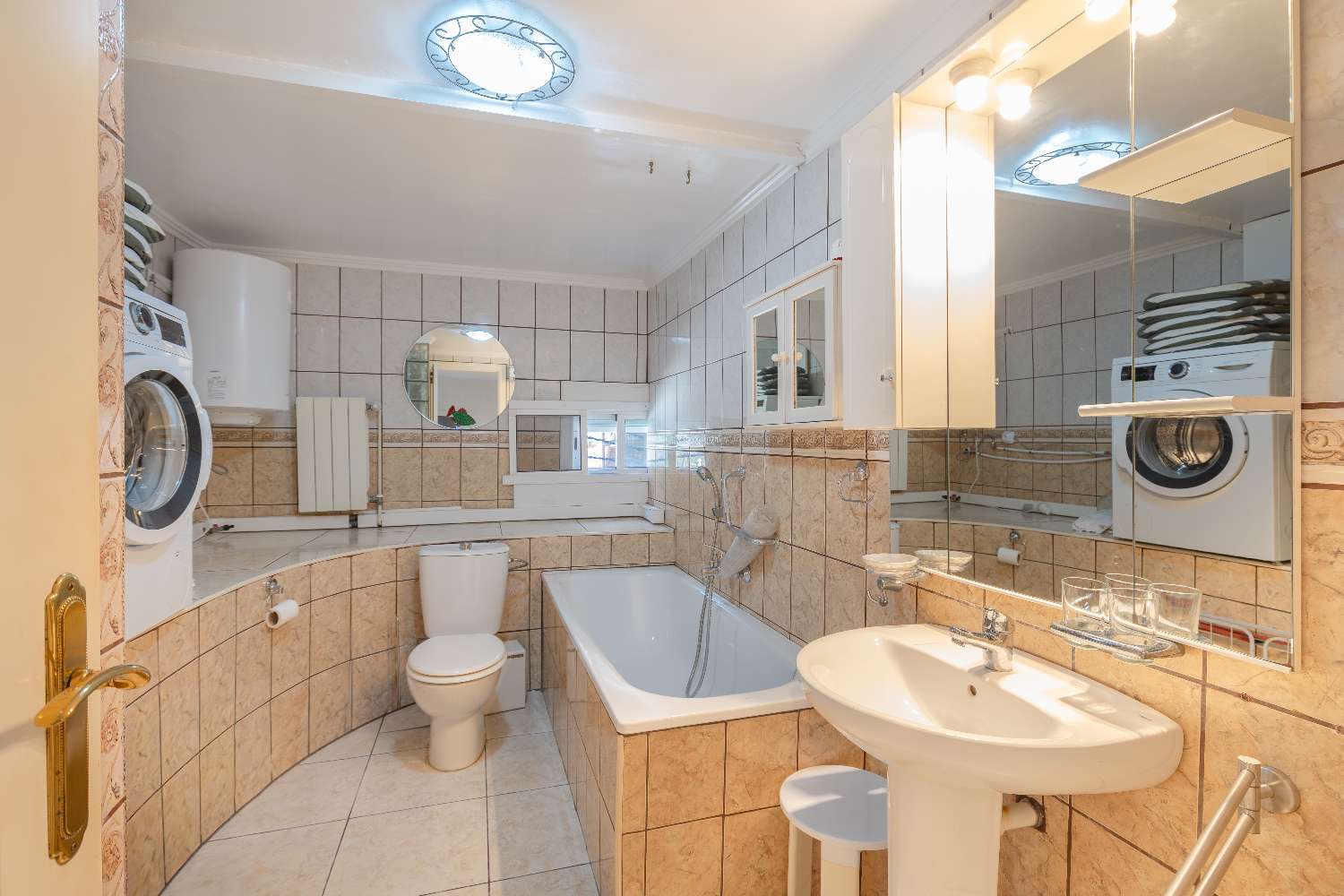 Charming detached house in Quesada with a separate apartment