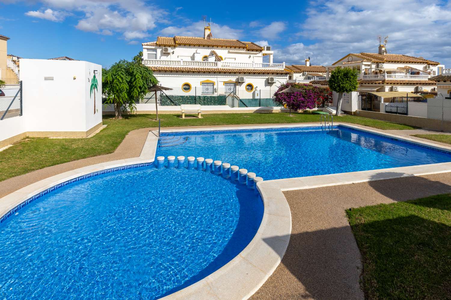 Elegant renovated 3-bedroom house in Orihuela Costa