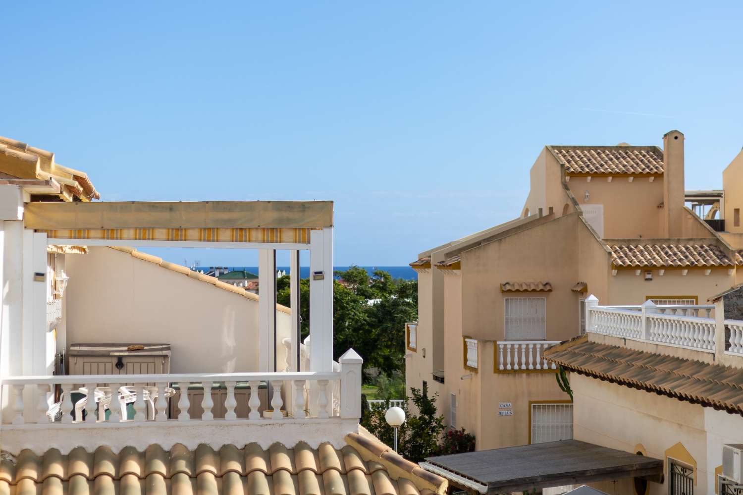 Elegant renovated 3-bedroom house in Orihuela Costa