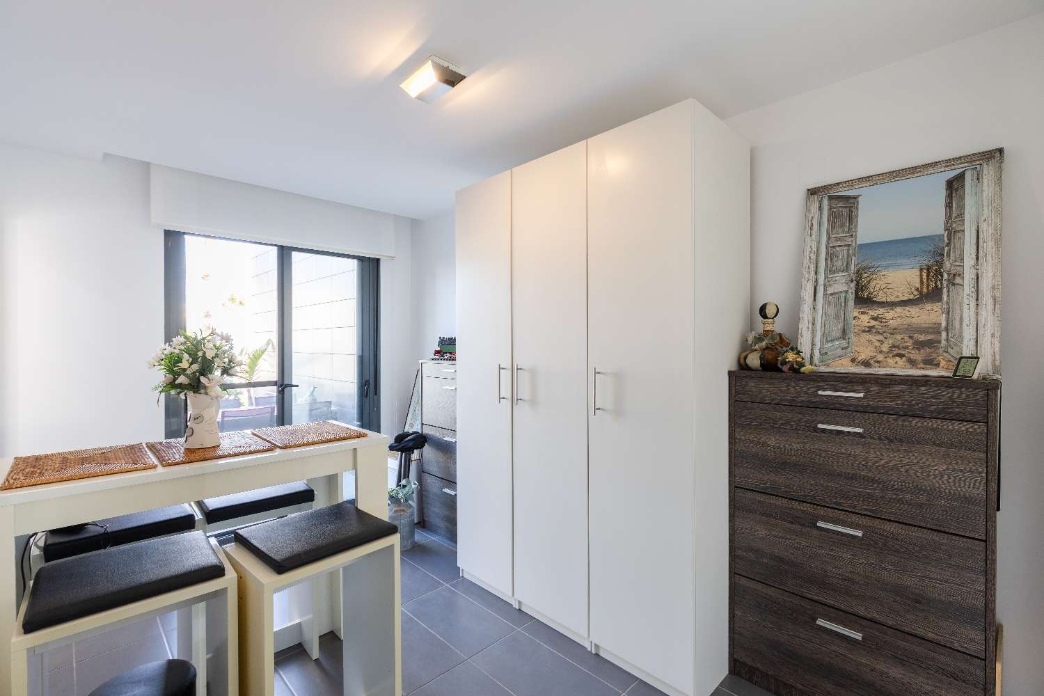 Modern house near the La Fuente shopping center