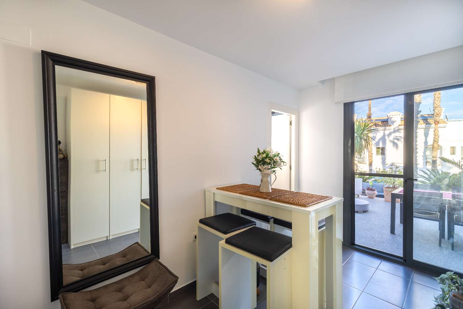 Modern house near the La Fuente shopping center