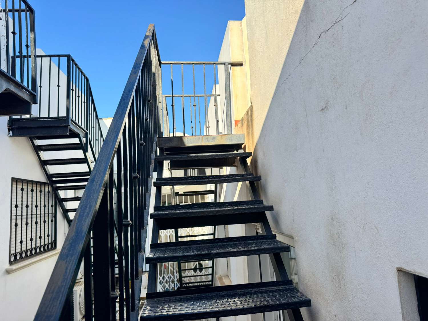 Apartment for sale – La Ciñuelica, Punta Prima apartment with solarium