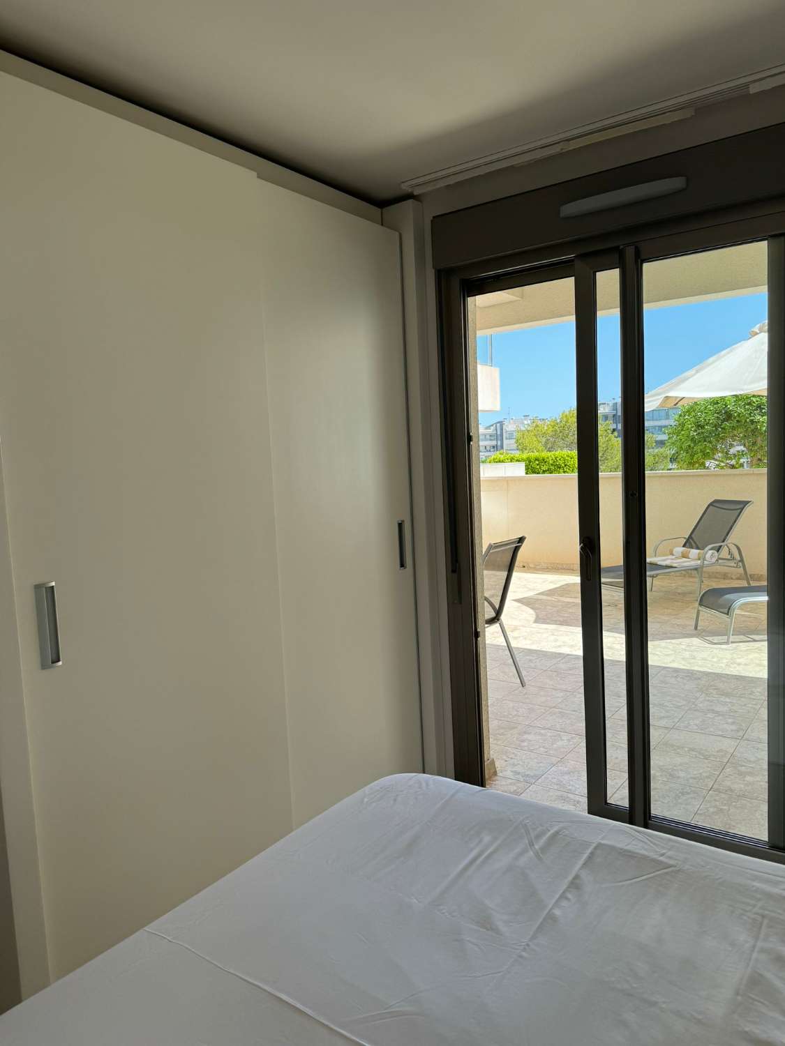 Prachtig appartement op de begane grond in Los Dolces