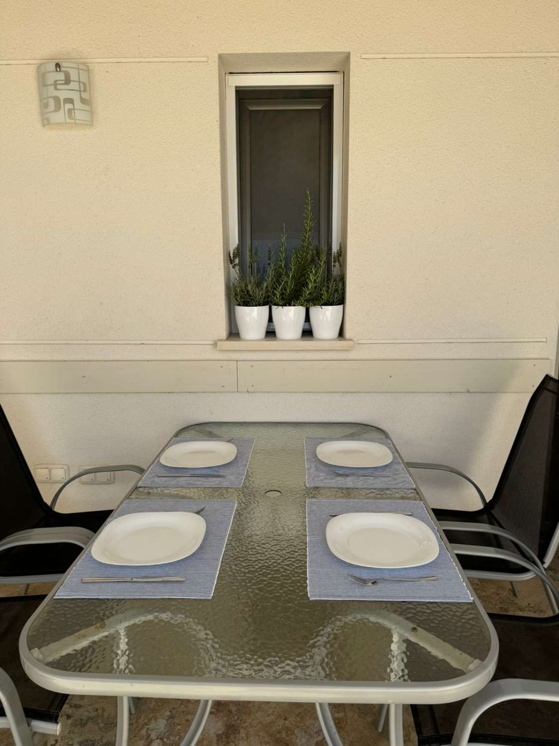 Prachtig appartement op de begane grond in Los Dolces