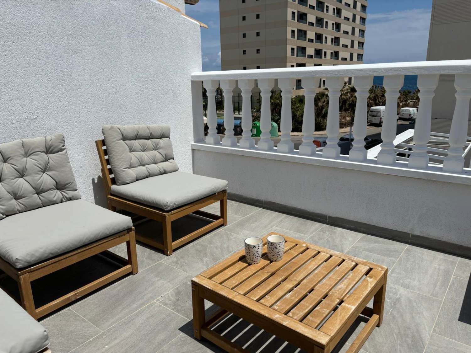 EXCLUSIVE VILLA ON THE BEACHFRONT – PUNTA PRIMA