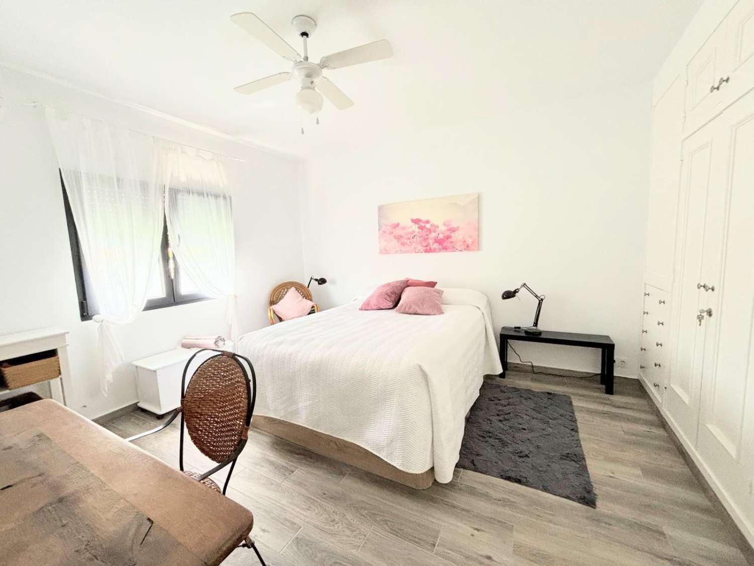 EXCLUSIVE VILLA ON THE BEACHFRONT – PUNTA PRIMA