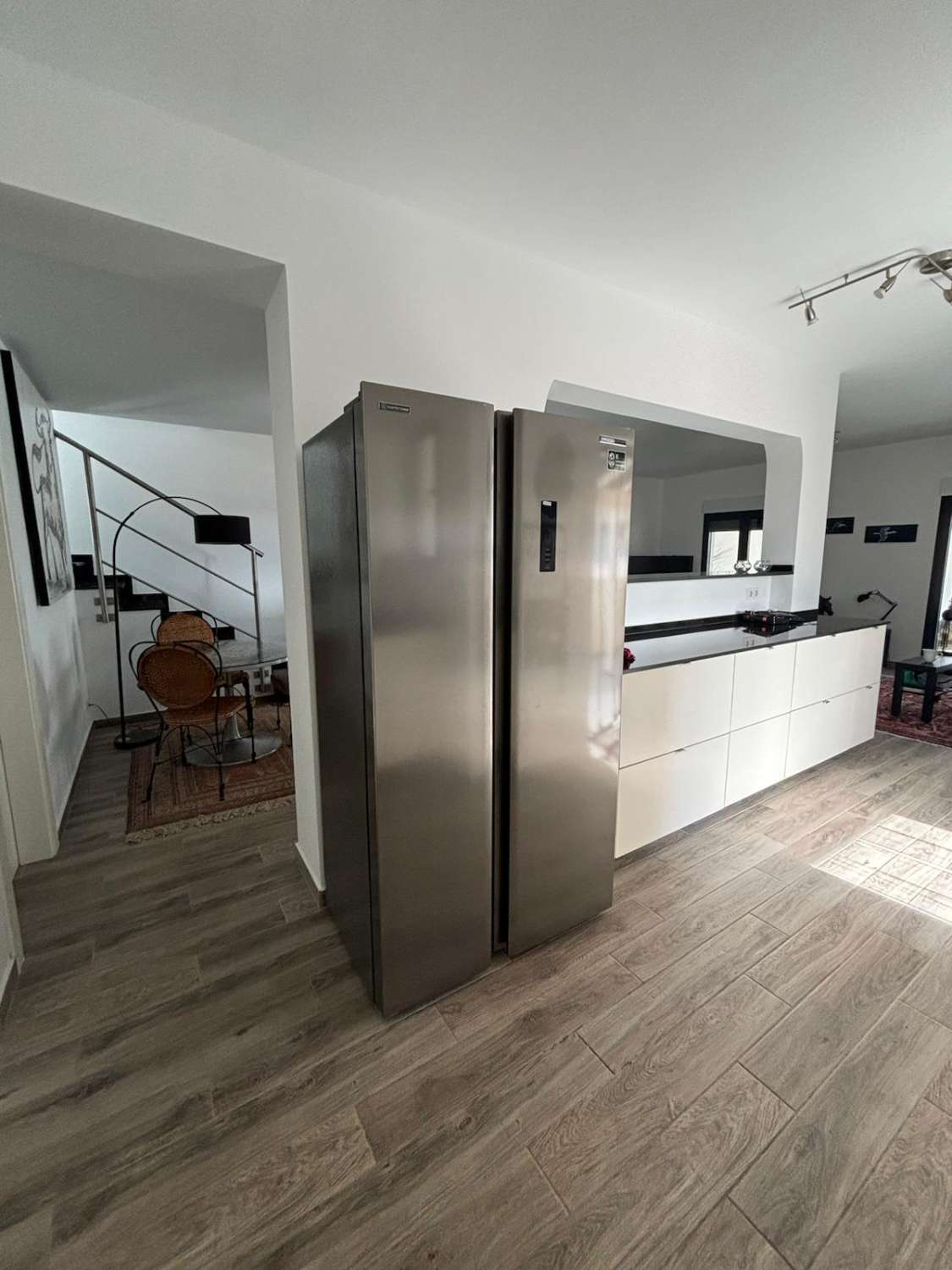 EXCLUSIVE VILLA ON THE BEACHFRONT – PUNTA PRIMA