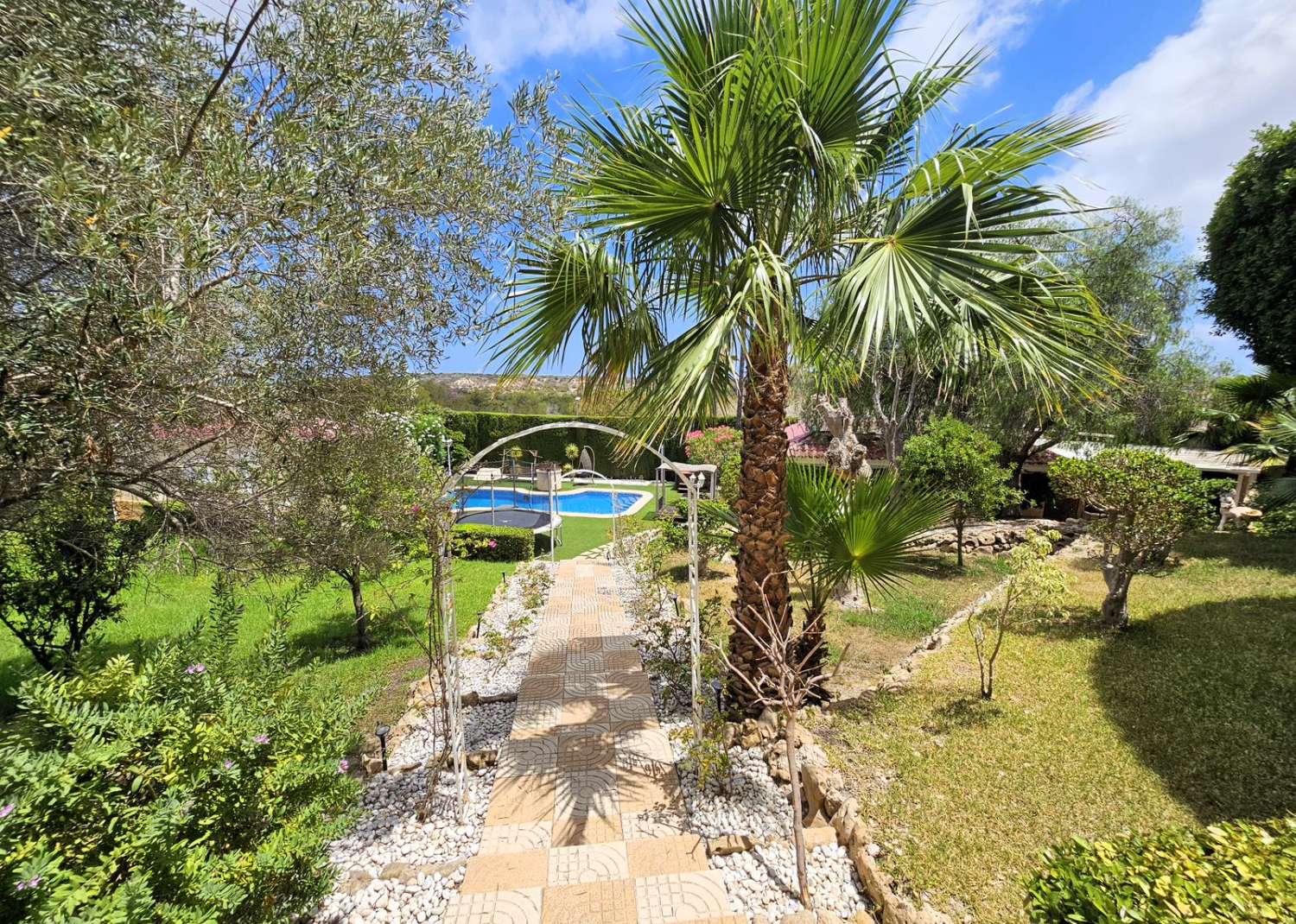 VIP PROPERTY · LUXURY VILLA IN CIUDAD QUESADA