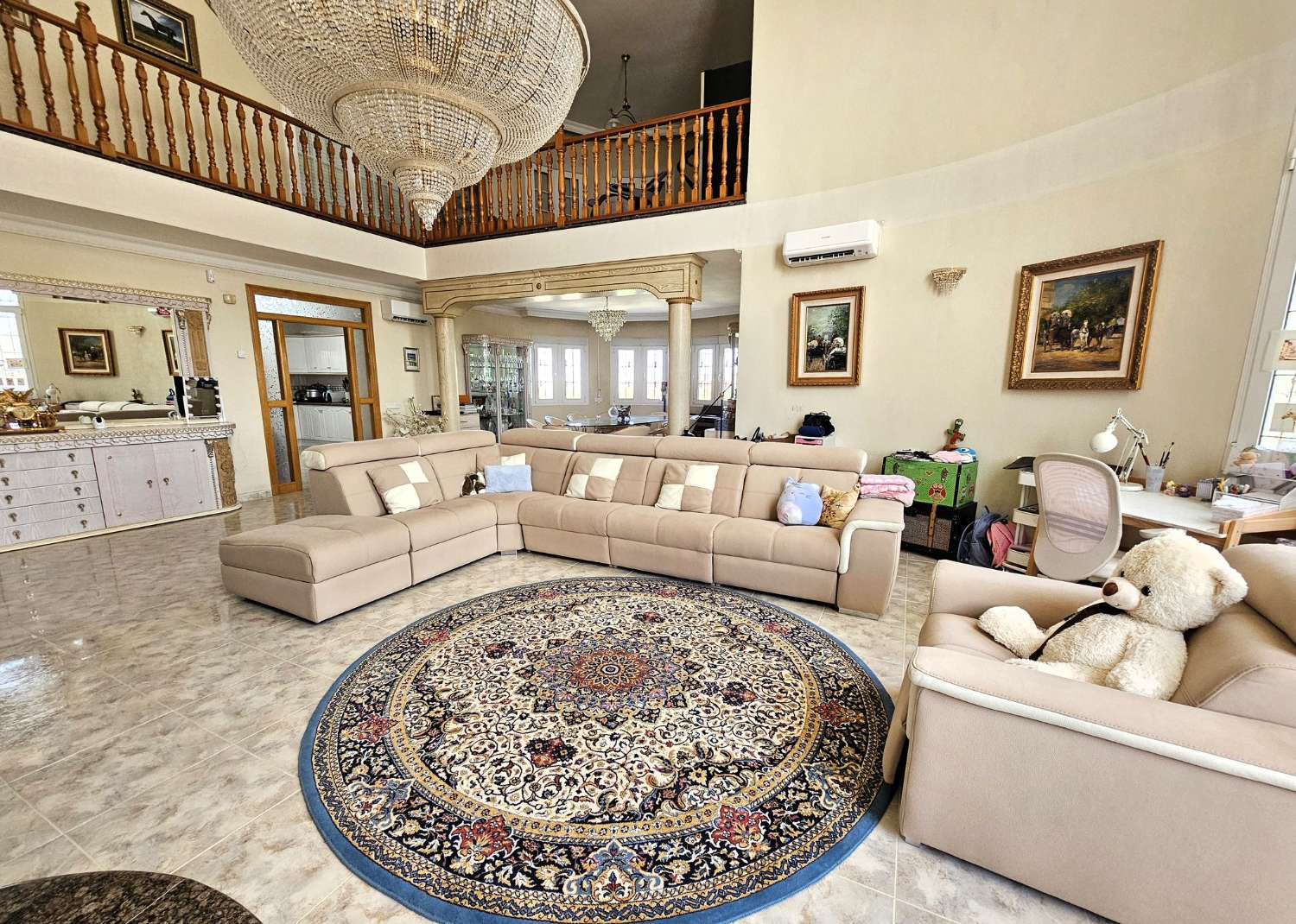 VIP PROPERTY · LUXURY VILLA IN CIUDAD QUESADA