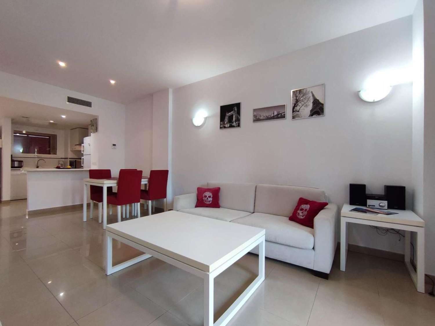 Playa flamenca ,Stunning 2-Bedroom Apartment with Terrace, Pool & Parking