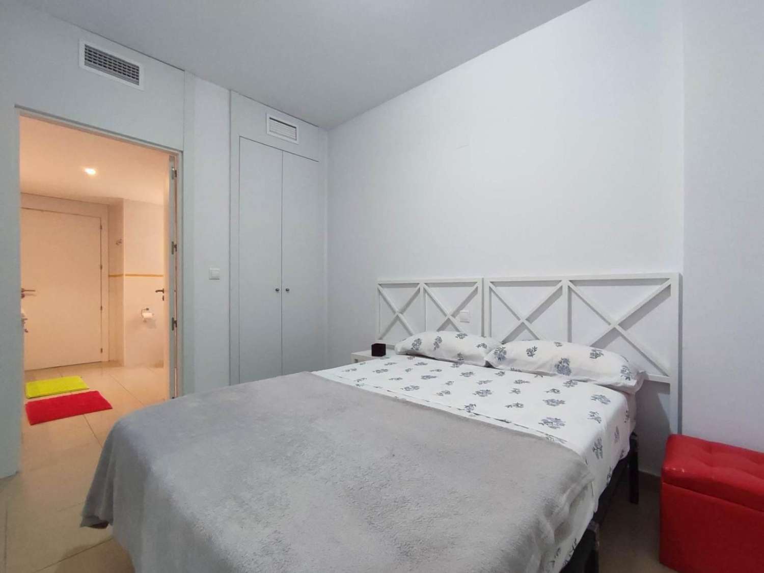 Playa flamenca ,Stunning 2-Bedroom Apartment with Terrace, Pool & Parking