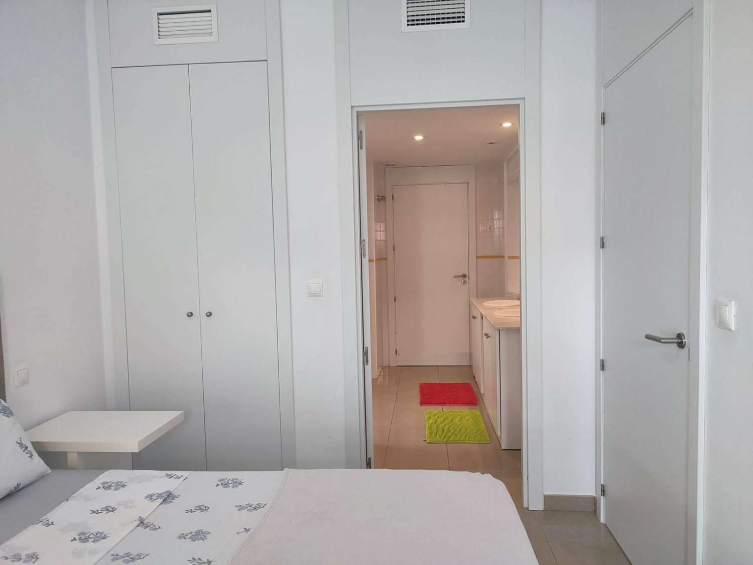 Playa flamenca ,Stunning 2-Bedroom Apartment with Terrace, Pool & Parking