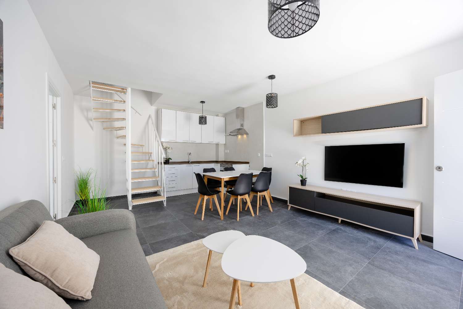 Beautifully Renovated House – 3 Private Suites in Torrevieja