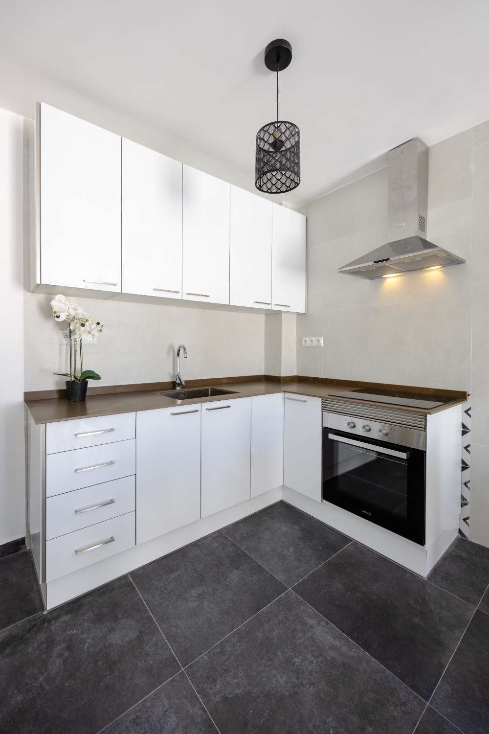 Beautifully Renovated House – 3 Private Suites in Torrevieja